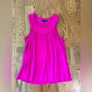 Banana Republic pink top size medium